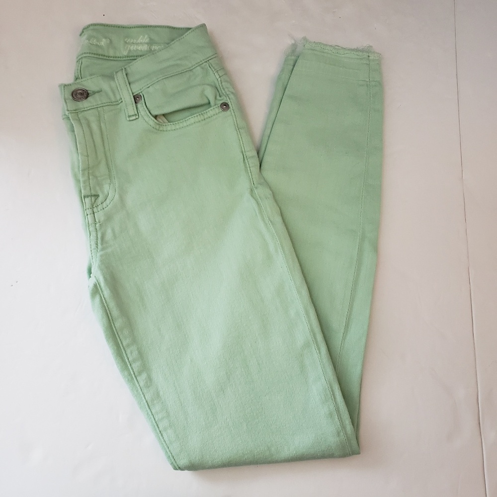 7 for All Mankind Mint Green Ankle Jeans Size 24